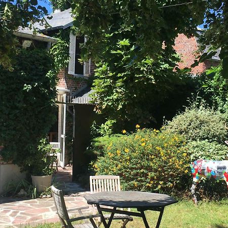 La Boheme Villa Довил Екстериор снимка
